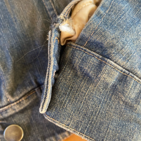 Women's Quilted Denim Jacket Size~ Medium - Picture 3 of 4